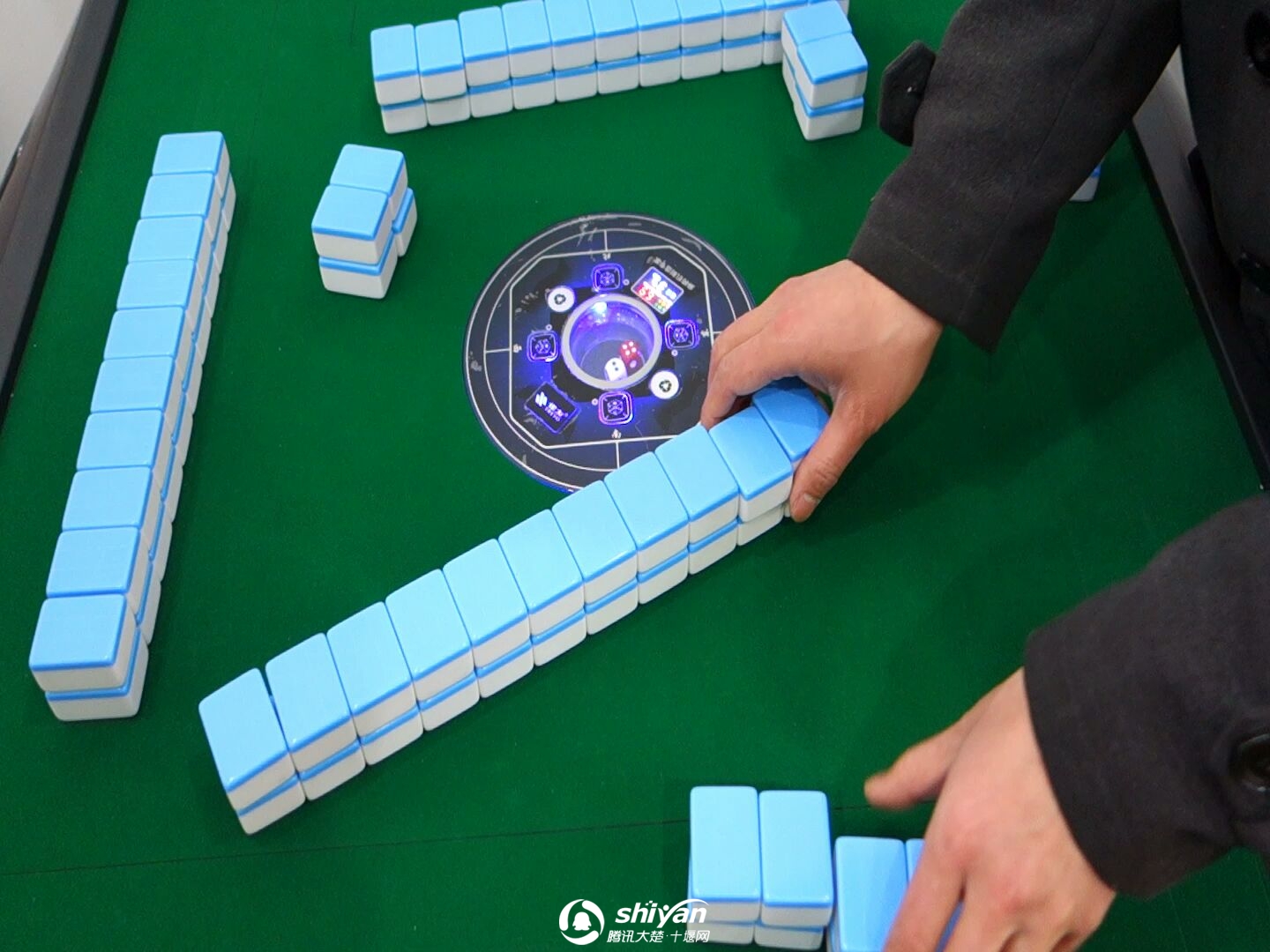 必备科技“微乐麻将开挂神器”(原来真的有挂)-第3张图片