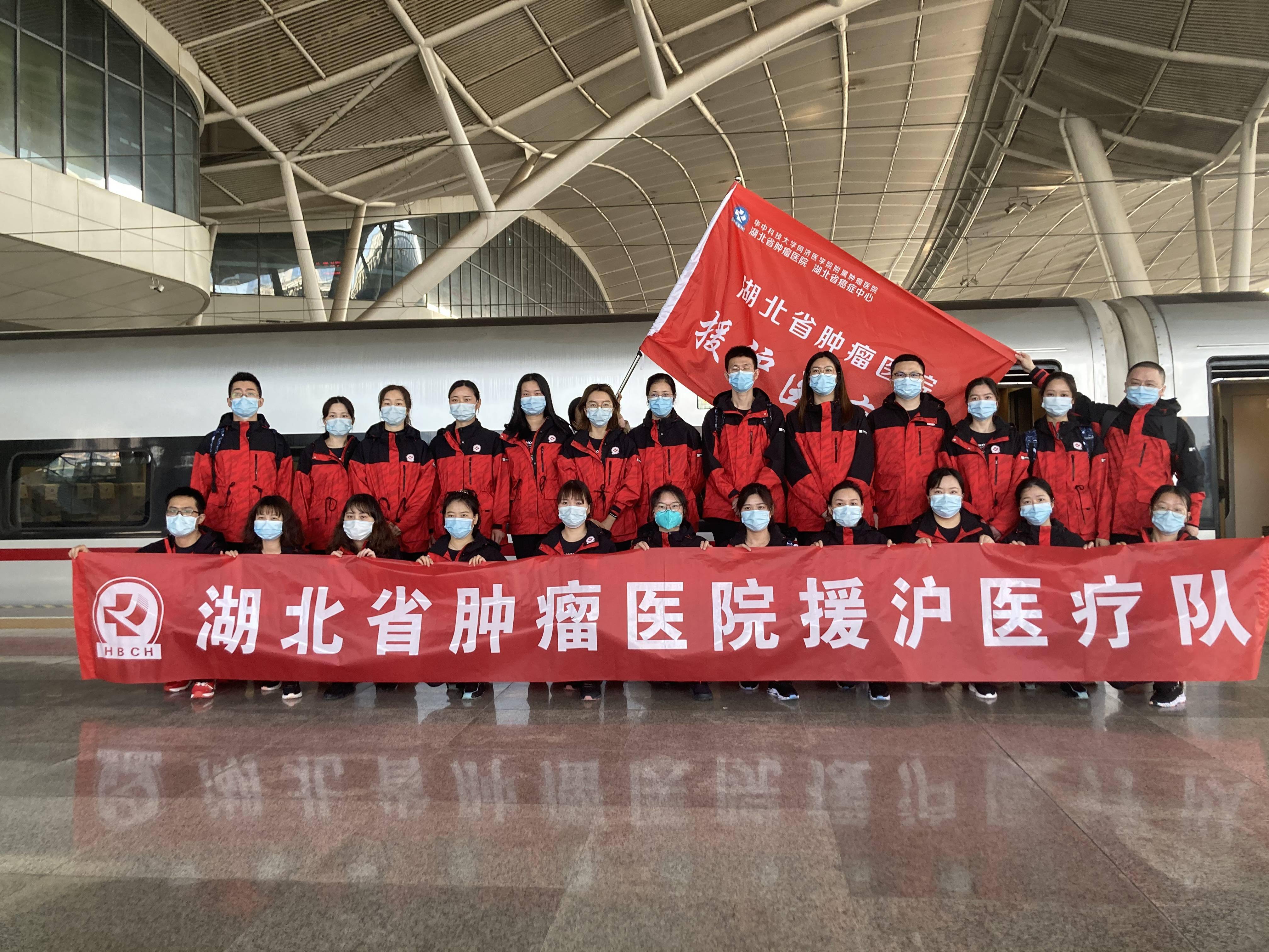 江苏5000余名医务人员支援上海.江苏5000余名医务人员支援上海医疗队-第2张图片