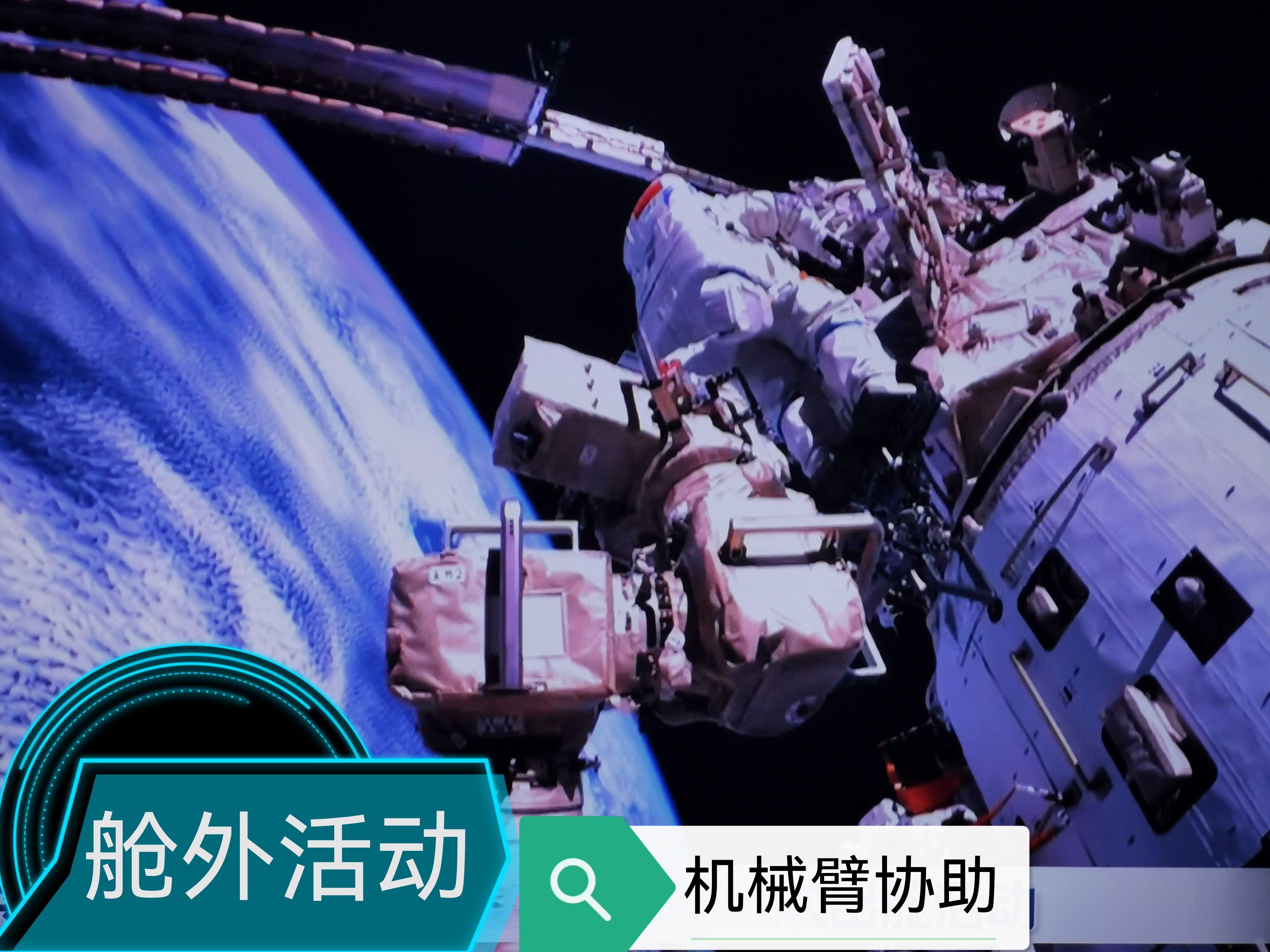 分享热点“九天大厅可以开挂吗”原来确实有挂-第1张图片